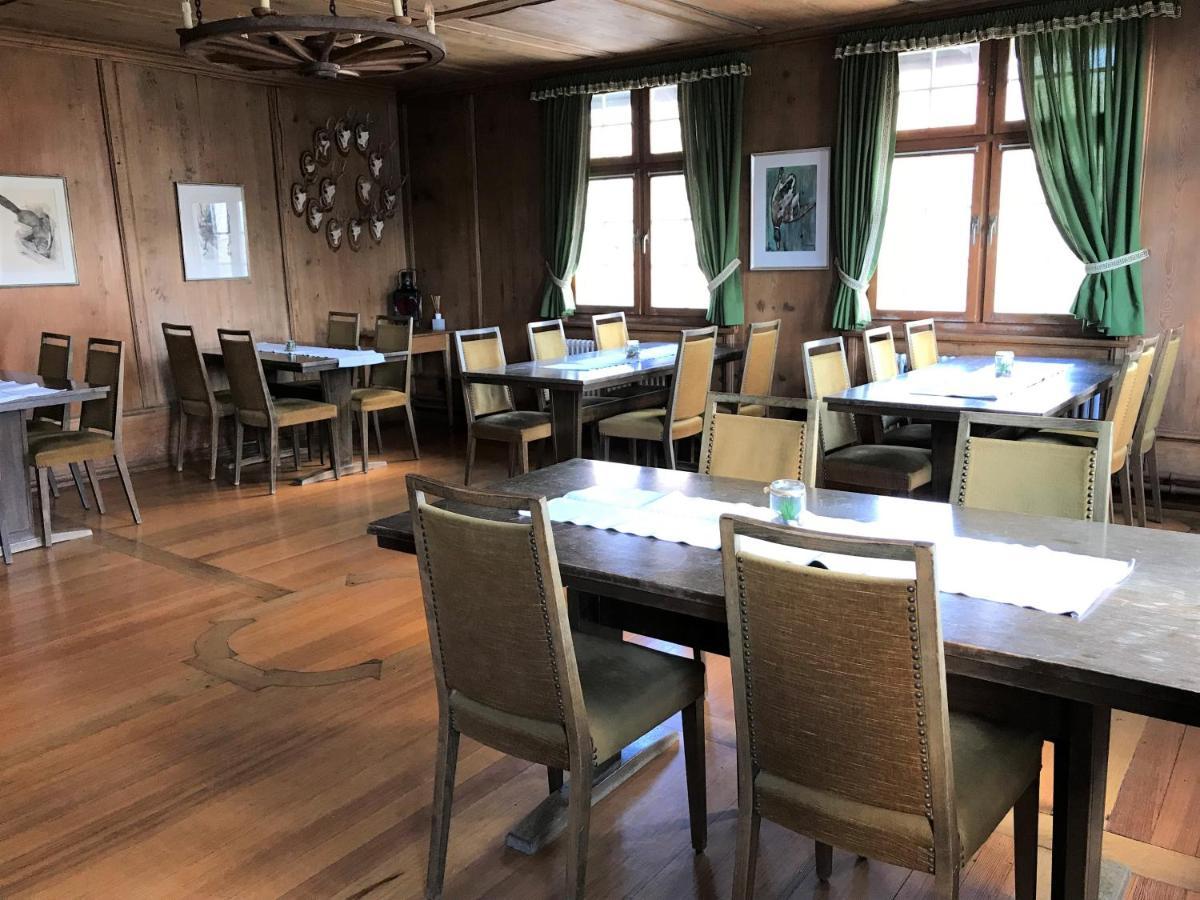 Gasthaus Zum Goldenen Kreuz Rafz Buitenkant foto